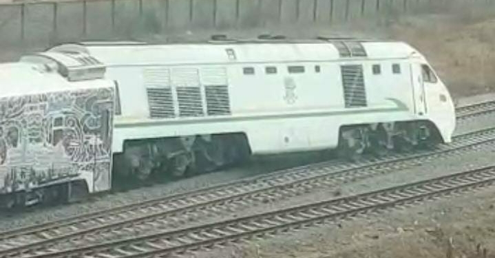 train derails 2 719x375 1