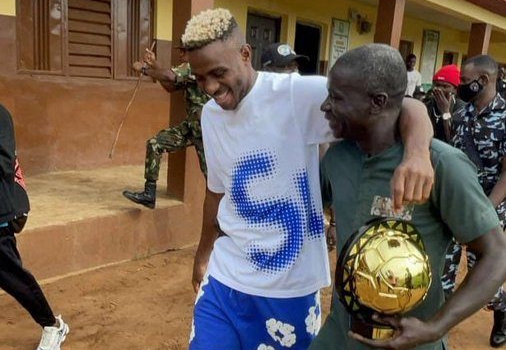 Victor Osimhen Takes His CAF Award To Olusoun Primary School 