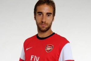 live Arsenal confirm that Mathieu Flamini has re signed for the Club